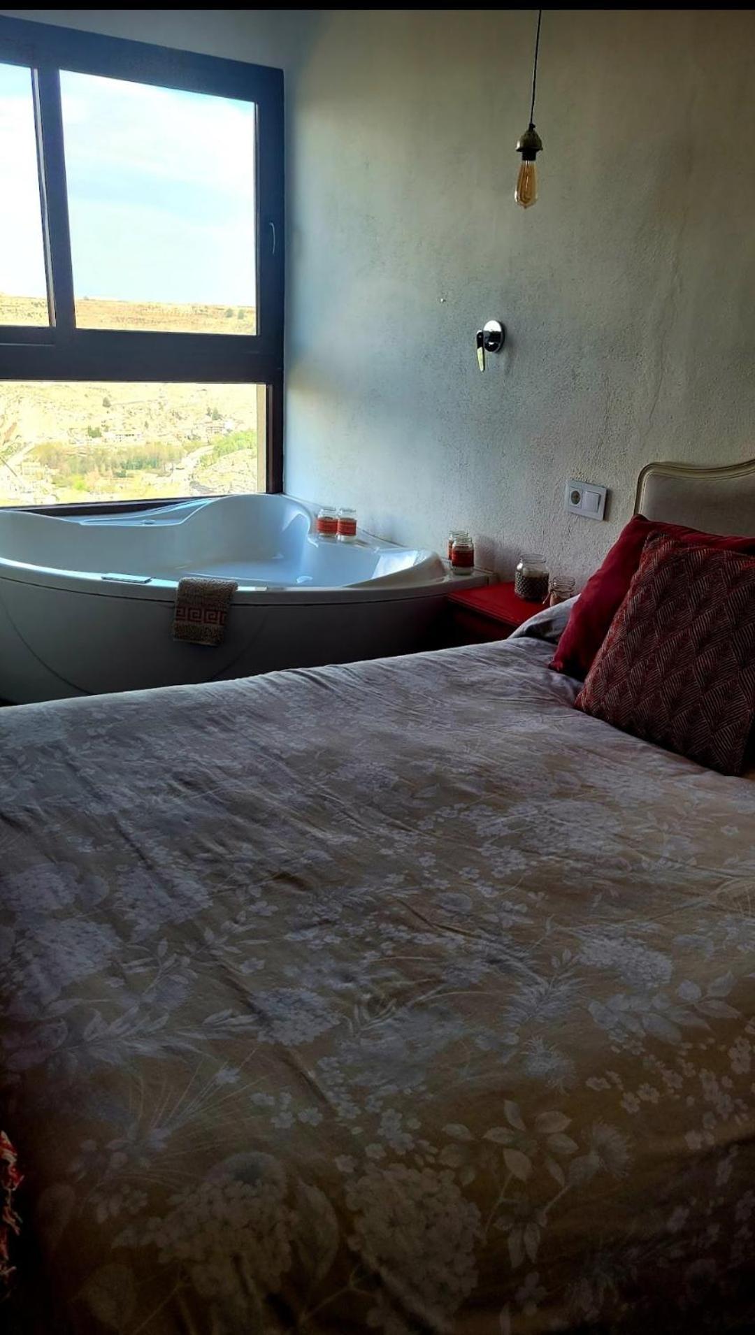 Casas Rurales Maribel - Complejo Moradas Del Cerro 2 - Suites Con Jacuzzi En Alcala Del Jucar Casas del Cerro Pokoj fotografie