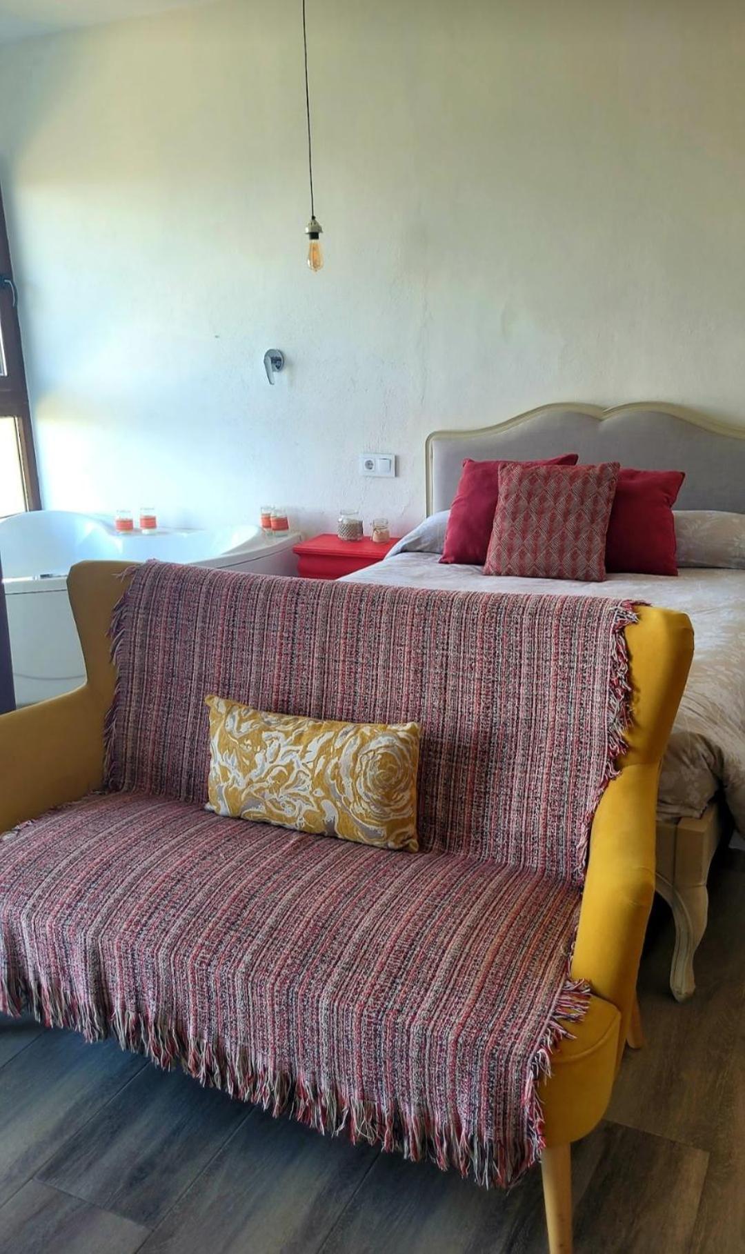 Casas Rurales Maribel - Complejo Moradas Del Cerro 2 - Suites Con Jacuzzi En Alcala Del Jucar Casas del Cerro Pokoj fotografie