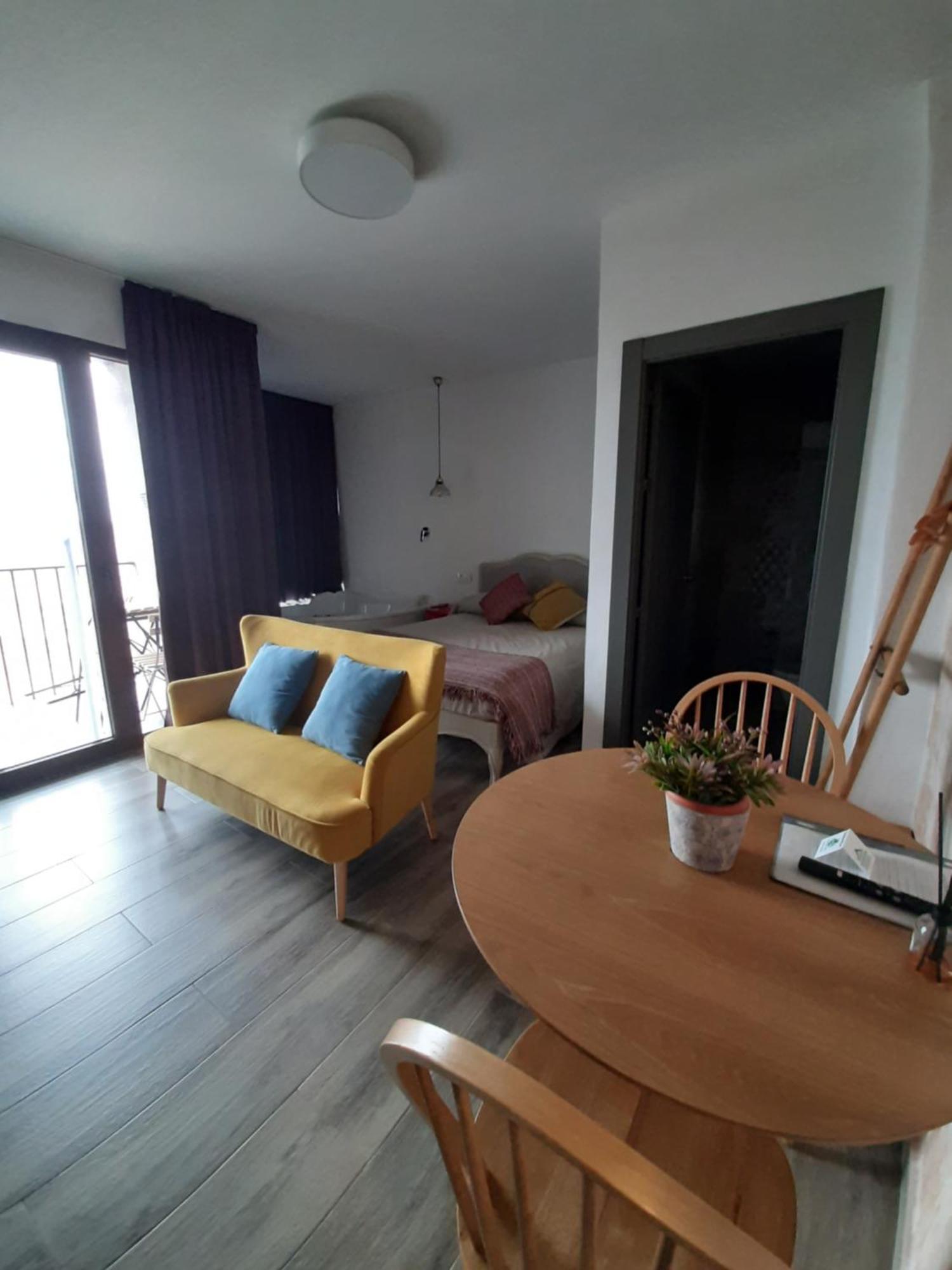 Casas Rurales Maribel - Complejo Moradas Del Cerro 2 - Suites Con Jacuzzi En Alcala Del Jucar Casas del Cerro Pokoj fotografie